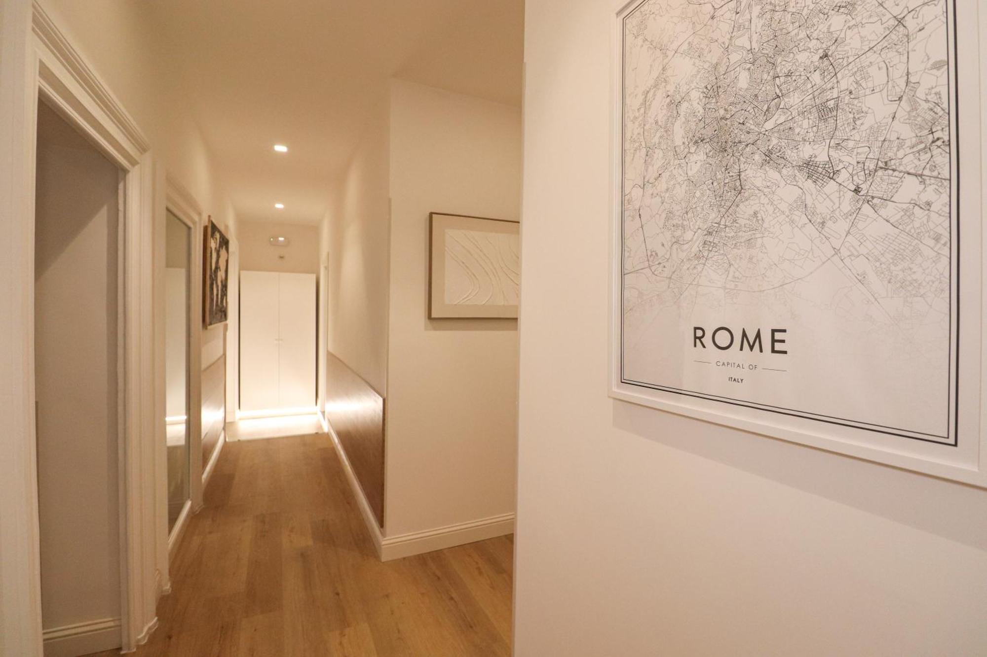 St Peter & Vatican Luxury - In Centre Near Vatican Guest house *